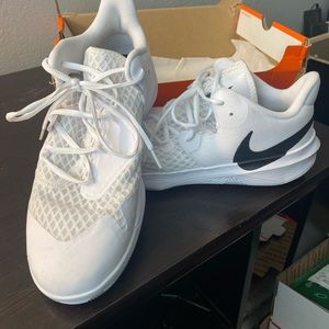 Men’s/women’s Nike Zoom Hyperspeed Court volleyball shoes size 10.5 men/12 women